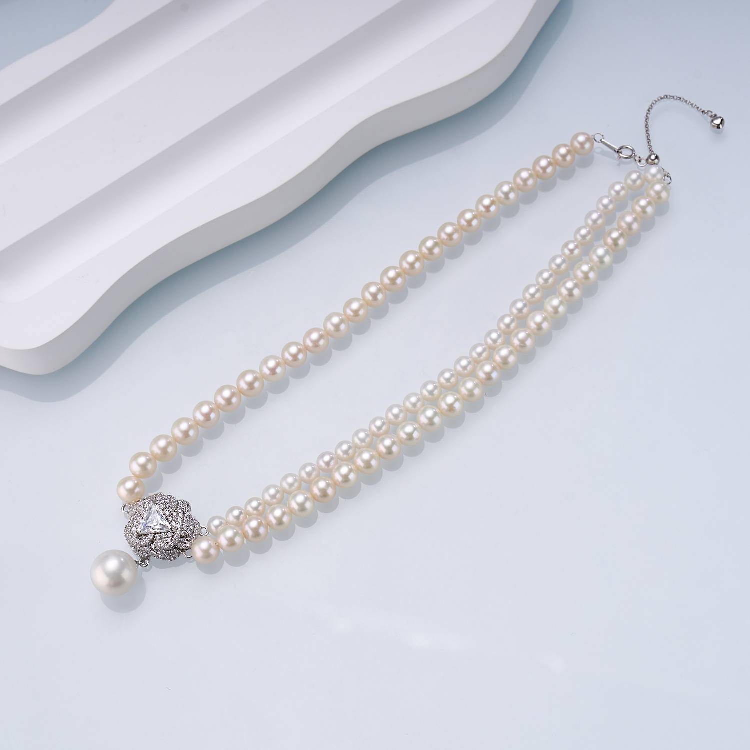 Camellia Whisper Pearl Necklace