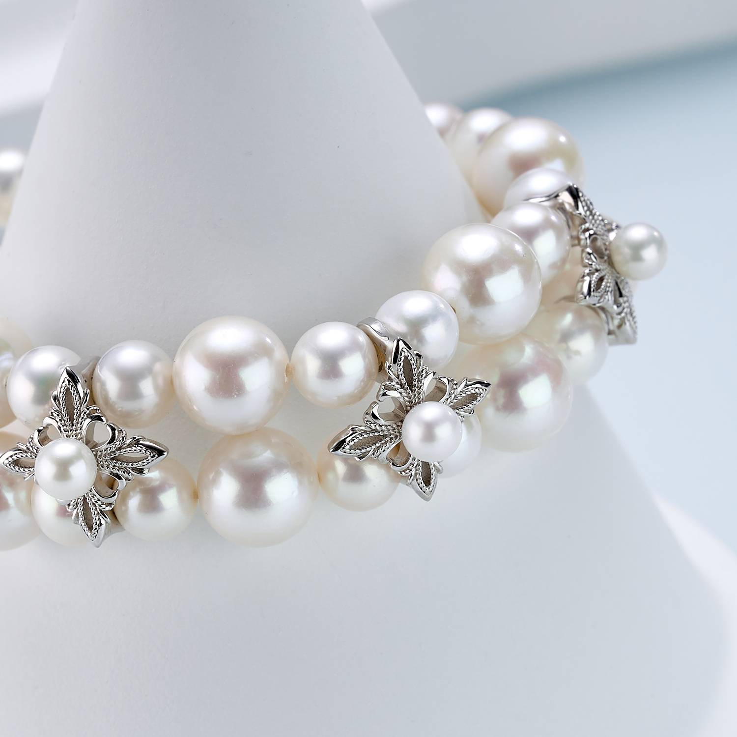 Iris Bloom Mixed-Size Double-Strand Freshwater Pearl Bracelet