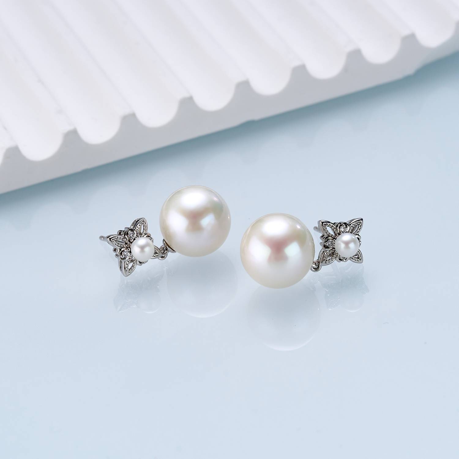 Iris Bloom Duo Freshwater Pearl Studs